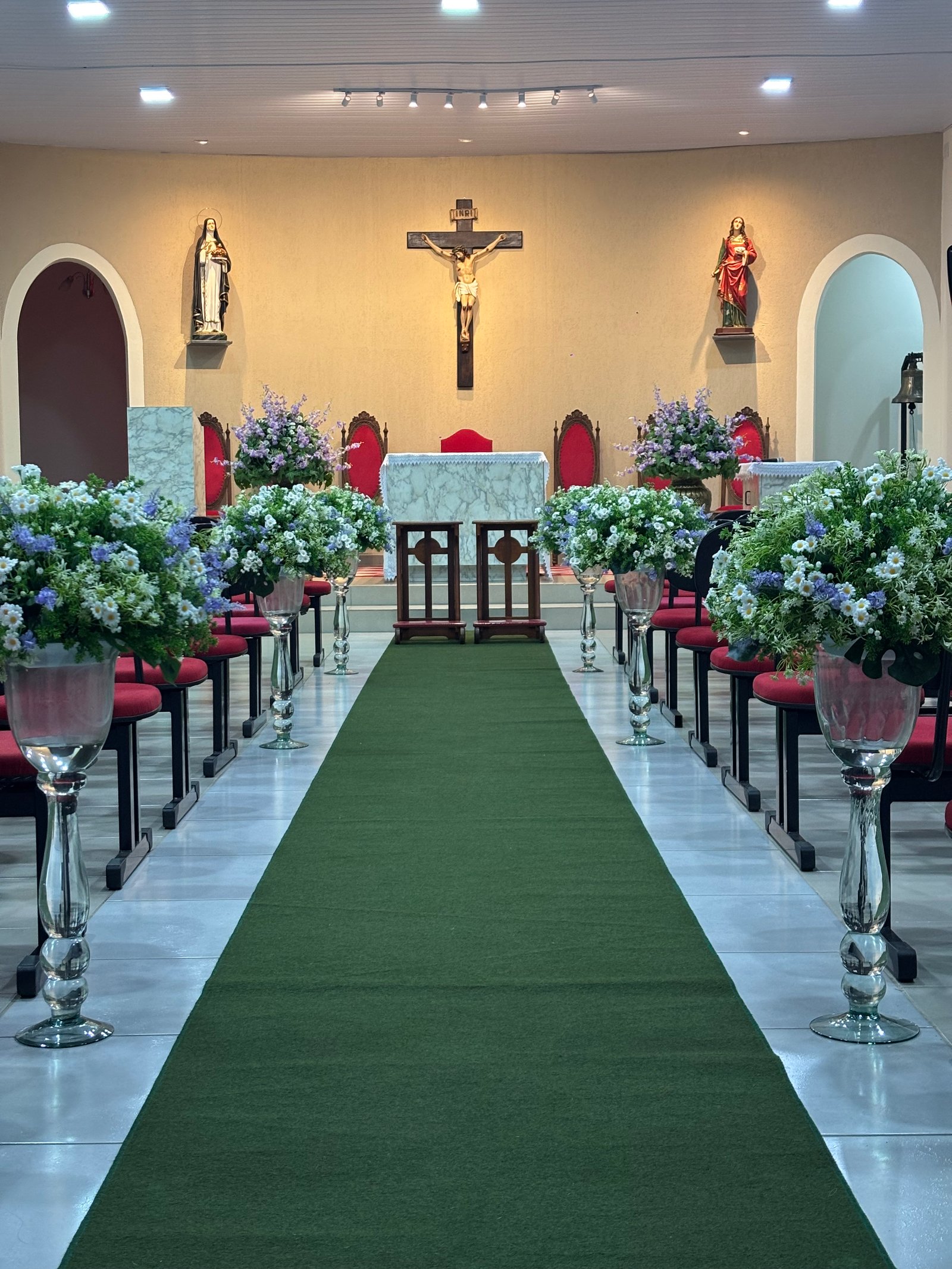 Foto 9 do álbum Decorações de Igrejas para Casamentos